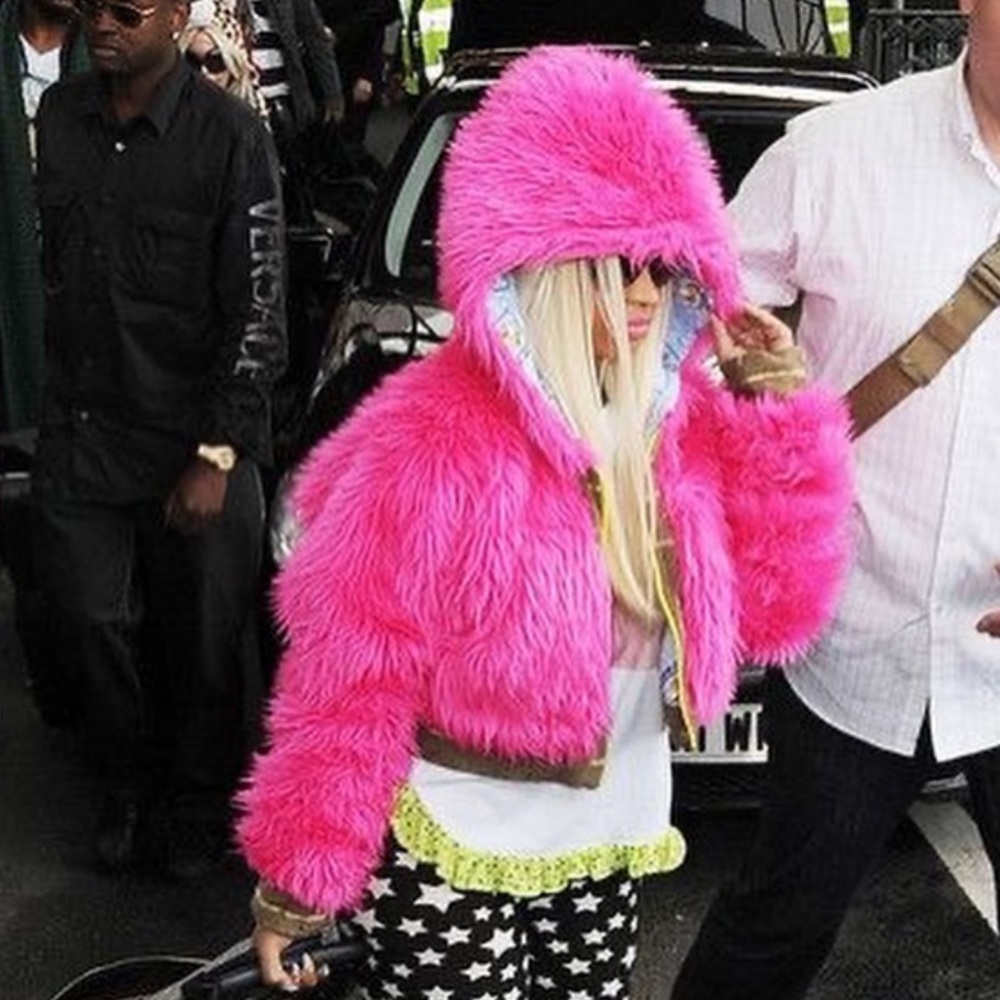 Meet your Posher, Zara